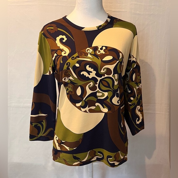 Tops - J. McLaughlin Shirt crew neck Size Medium